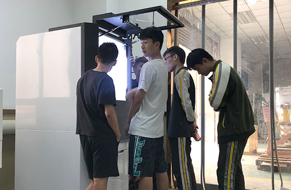 玉鼎隨著數(shù)控玉石雕刻機技術(shù)成熟，下一個發(fā)展