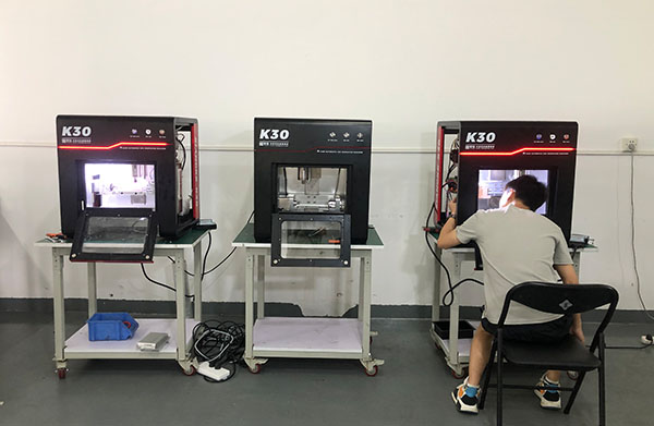 買(mǎi)什么樣的玉石雕刻機(jī)更合適